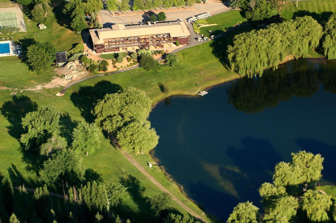St Andrews By The Lake Golf Resort Kaleden ภายนอก รูปภาพ